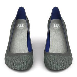 Betabrand Heel Late To The Gate Kitten Heel Round Toe Pump